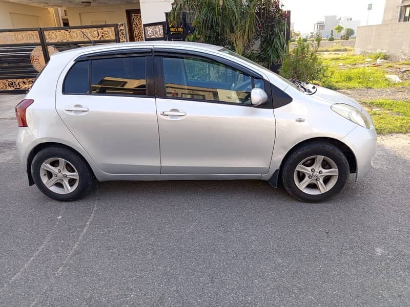 Vitz 1.3 3