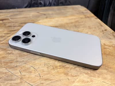 IPHONE 15 pro max used