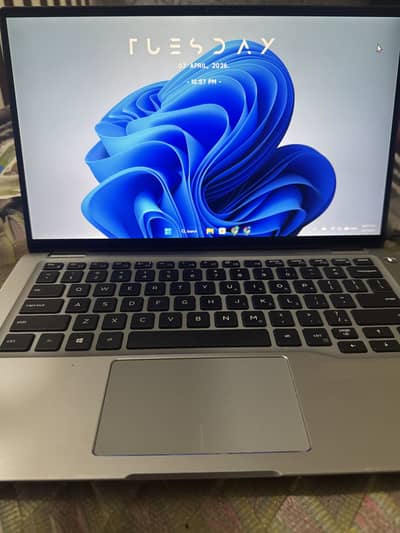 Dell latitude 7400 2-in-1 16/256gb in good condition