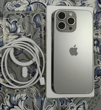 IPHONE 16 PRO MAX JV