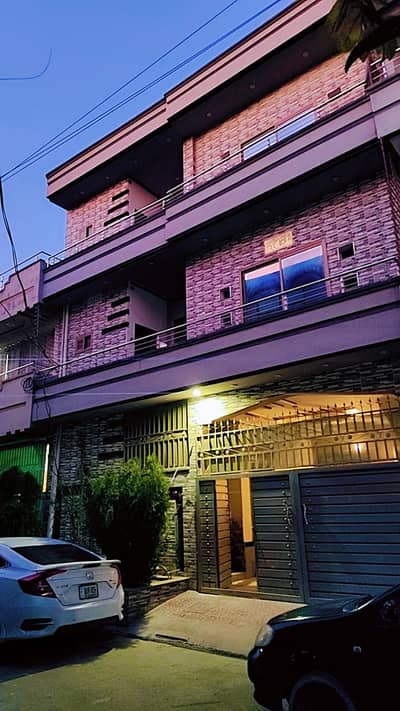 6 Marla 2.5 story house for sale