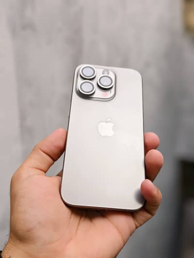 Iphone 15 pro PTA (256)