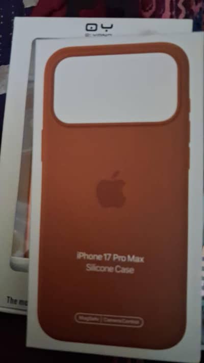 iphone 17 Pro Max Cover