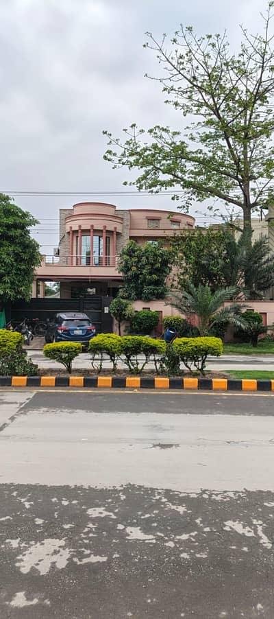 House for Sale. . . . . Get in Touch. . . . . Now to Buy a Prime Location House.