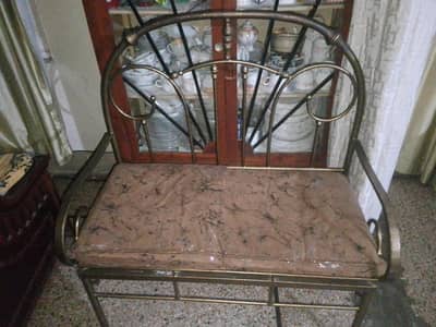 iron sofa 2 people can sit easily with cusions good condition