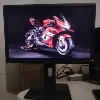 24 inch Dell monitor fully rotable