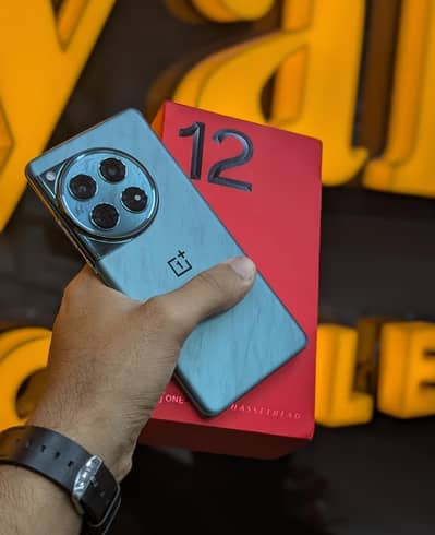 Oneplus 12 official pta approved 12/512  complete box accessories
