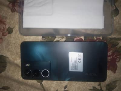 Only box open No used