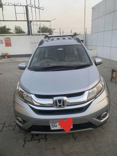 Honda BR-V 2017 S | Excellent Condition | Karachi | Urgent Sale
