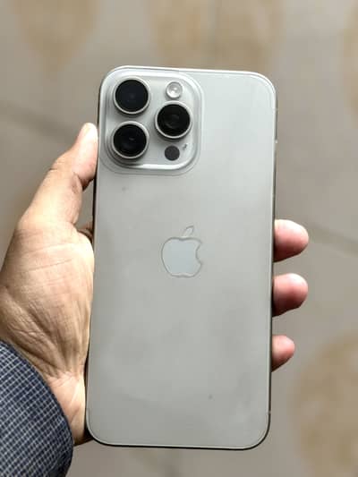 iPhone 15 pro max with box