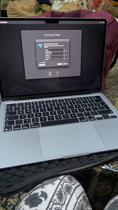 Mac air M4 chip slightly used