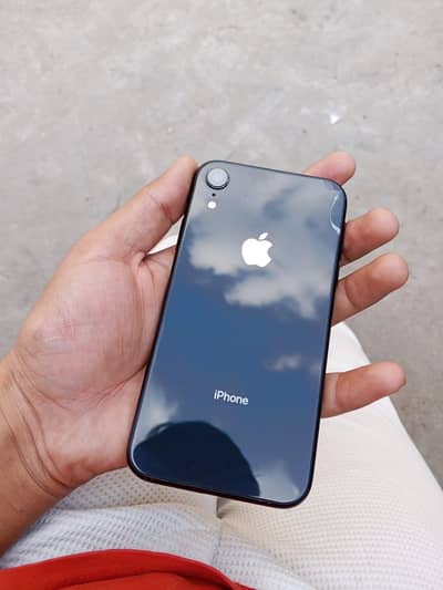 Iphone xr 80% batry