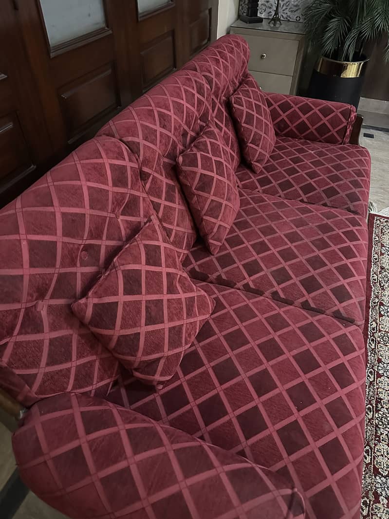 Sofa 10/10 condition 2