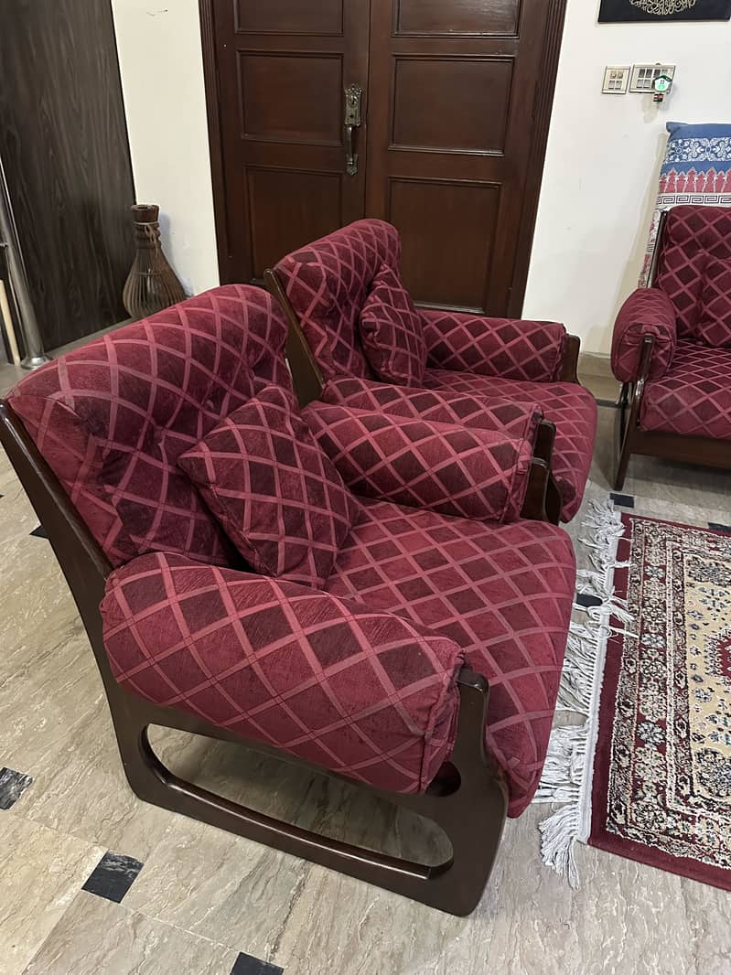 Sofa 10/10 condition 3