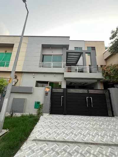 5 Marla Like New House For Rent