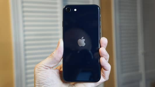 iPhone SE 64gb battery health 90%