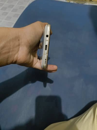 Kuch bhi puchna Hona muje msg kr stake Hain