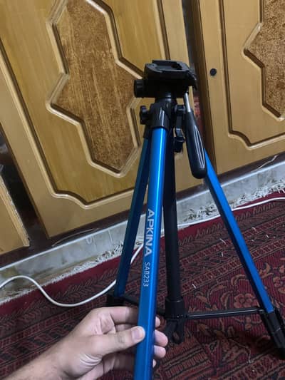 Stand tripod