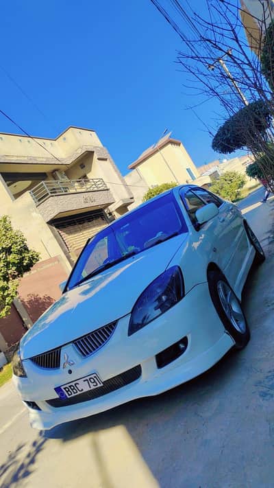 mitsubishi lancer 2004 model