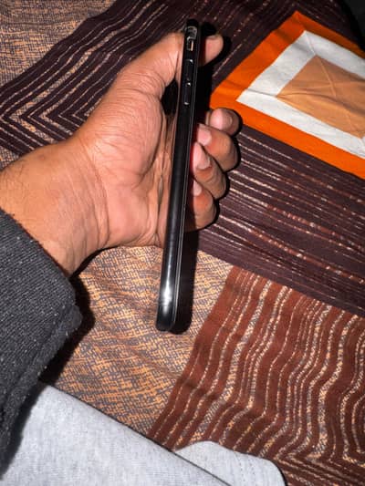 iPhone 7 plus contact me 03087395276