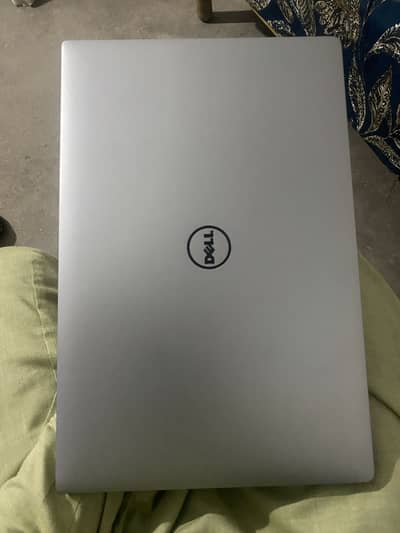 32gb ram 4gb GPU i7 Dell