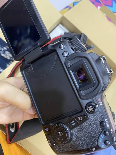 Canon 70D Camera with complete accessories