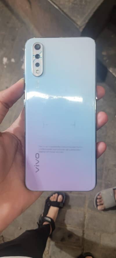 vivo s1