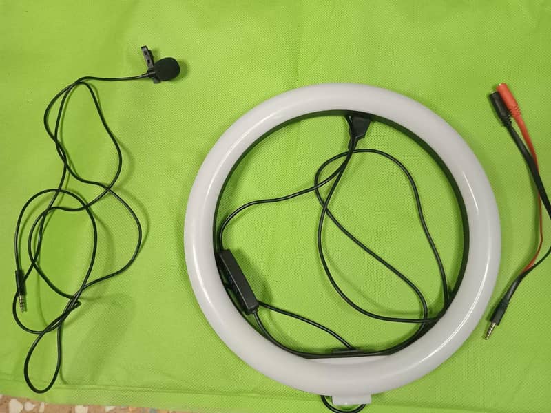 RINGLIGHT WITH STAND 4