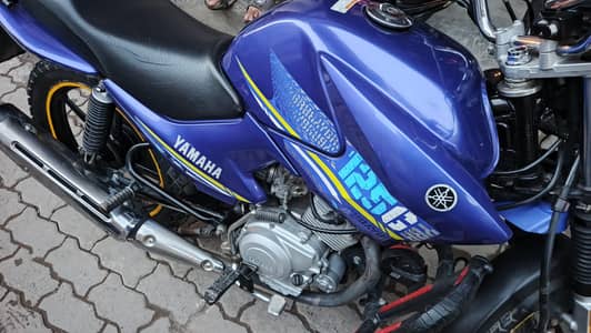 YAMAHA YBR G 2022 (0322-3276769))