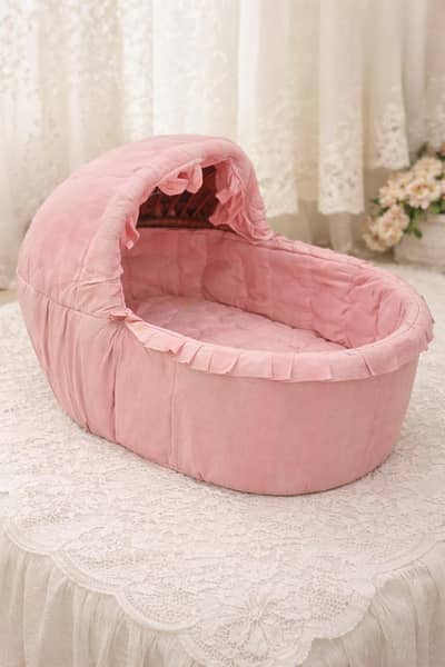 baby cot