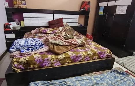 3 piece Set including Full size bed, cupboard and dressing table