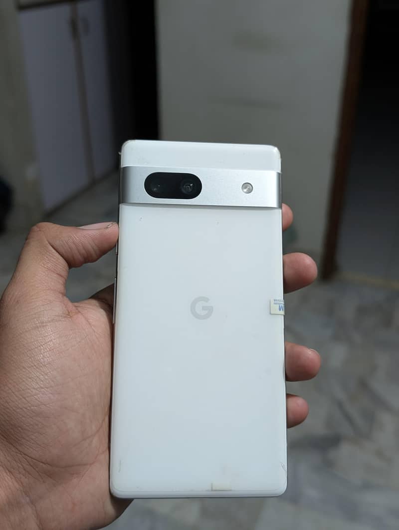 Google Pixel 7a 1