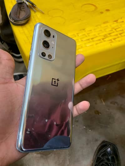 one Plus 9 pro 12/256 GB pta Approved screen working ok