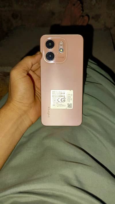 Smart 9 Hd 4plus4 Ram 64Rom Hai Bhot Kam use Hai Box Chargar