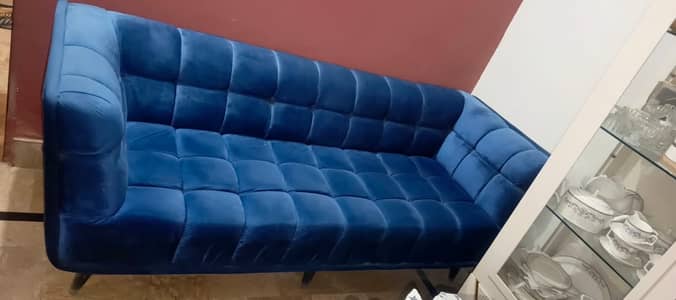 5 Seater sofa set (slightly Used)