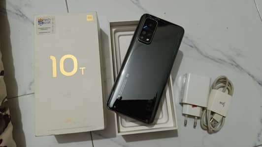 Xiaomi Mi 10T 5G – Box & Charger