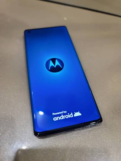 moto edge plus