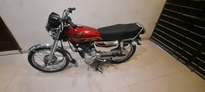 Honda CG125 Special Edition Silver