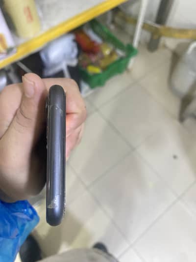 Baterry 95% condition very good minor sa dot ha display ma baki all ok