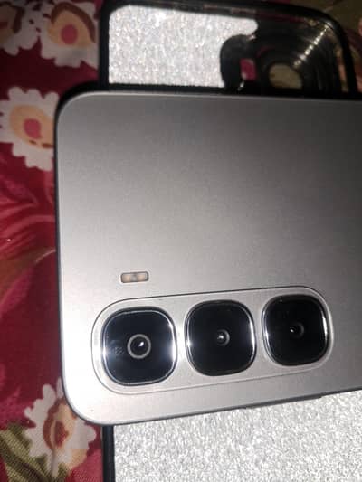 infinix hot 60i. . . 6 128. . .