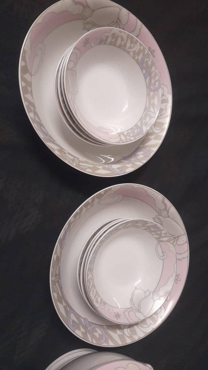 dinner set 5