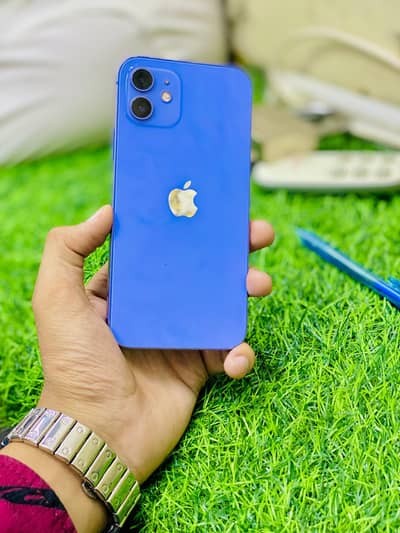 iPhone 12 64Gb icloud lock Waterpack Full Mobile & parts Available