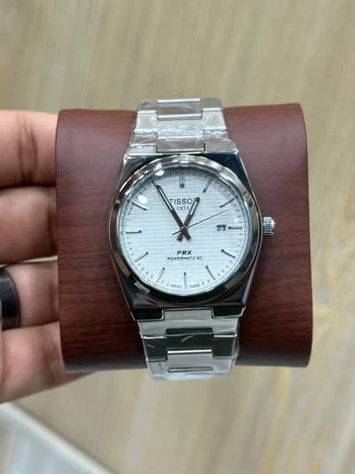 TISSOT 1853 WHITE DAIL WATCH FOR BUY MSG ON WHATSAPP 03302548527