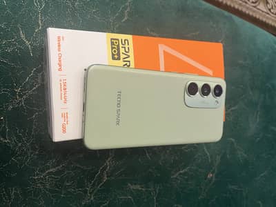 Tecno spark 40 pro plus