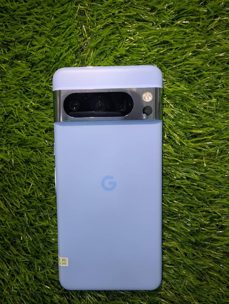 GOOGLE PIXEL 8 PRO. 1