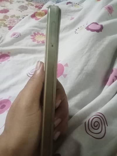 Urgent sale jis ko chahiya Wohi rabta kry 03030022472