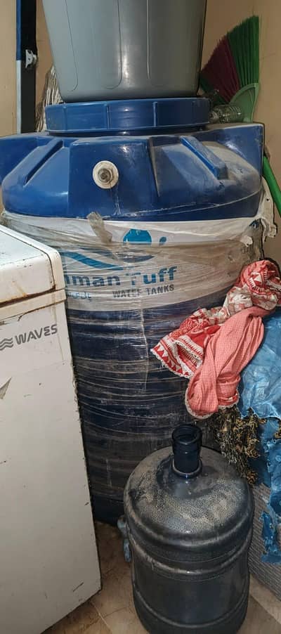 1000 litre tanki just like new