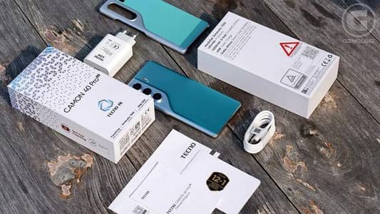 camon 40 pro ( 8gb + 256gb )