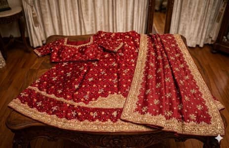 Bridal dress / wedding dress