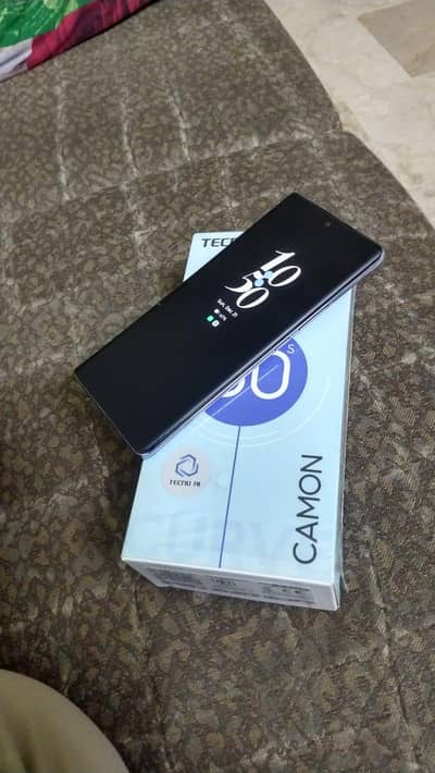 Tecno camon 30s